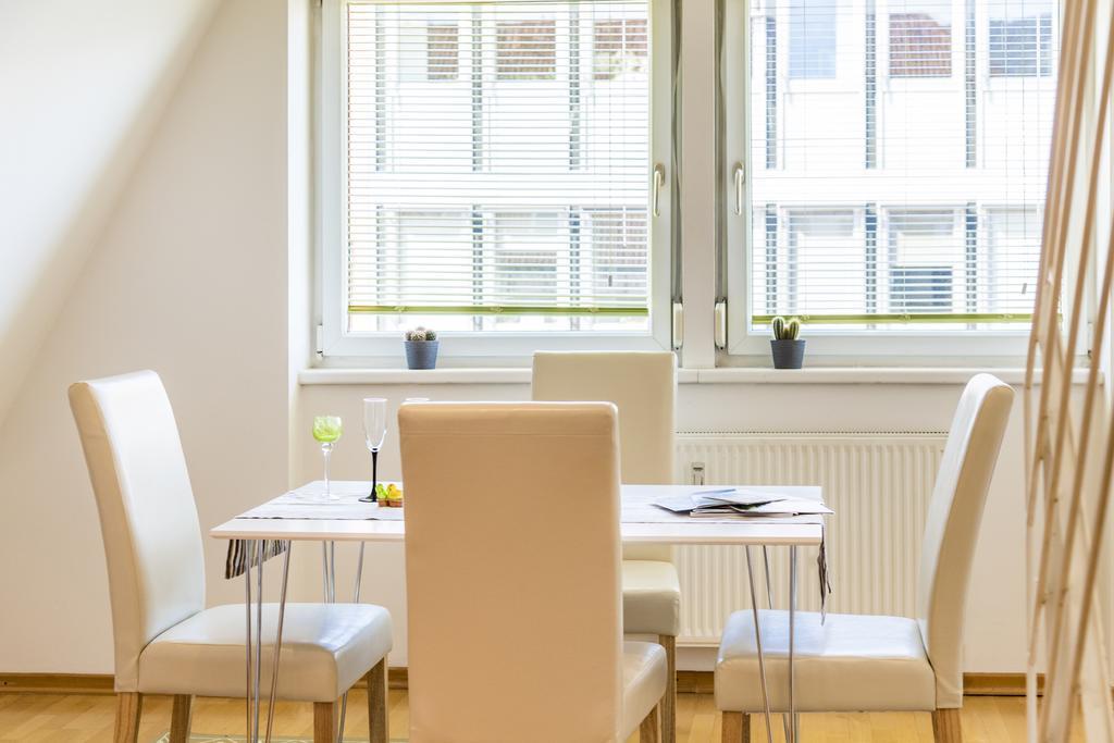 Maisonette Apartment Am Bahnhof - Adults Only Innsbruck Exterior photo