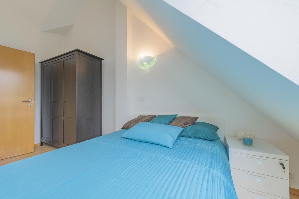 Maisonette Apartment Am Bahnhof - Adults Only Innsbruck Exterior photo
