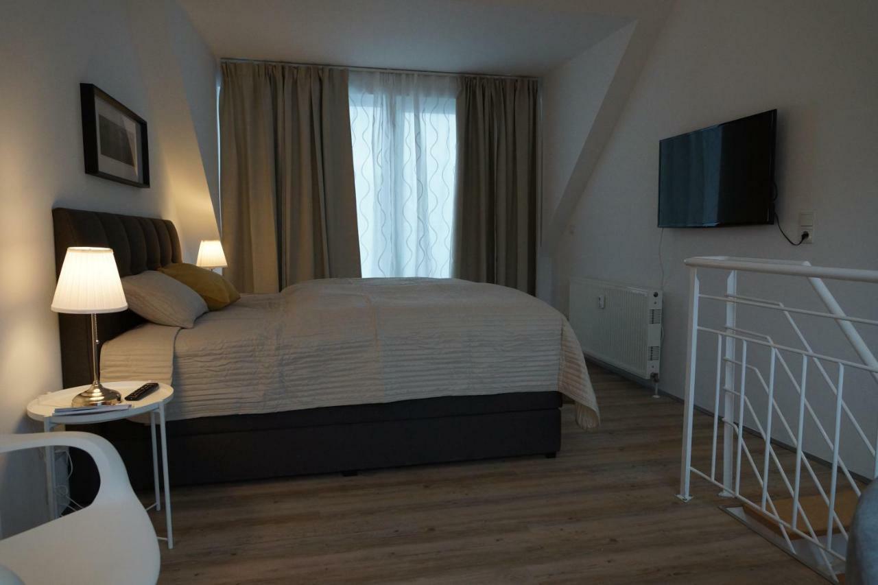 Maisonette Apartment Am Bahnhof - Adults Only Innsbruck Exterior photo