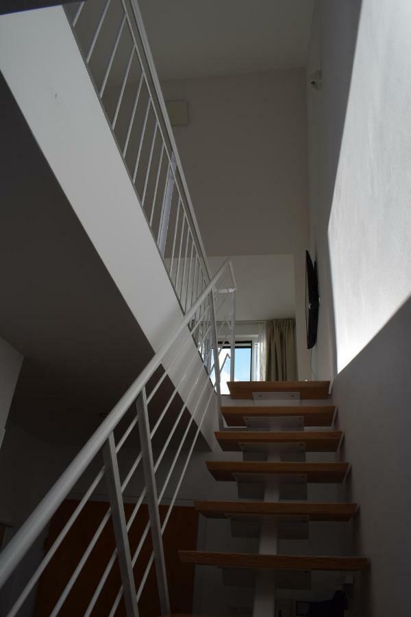 Maisonette Apartment Am Bahnhof - Adults Only Innsbruck Exterior photo