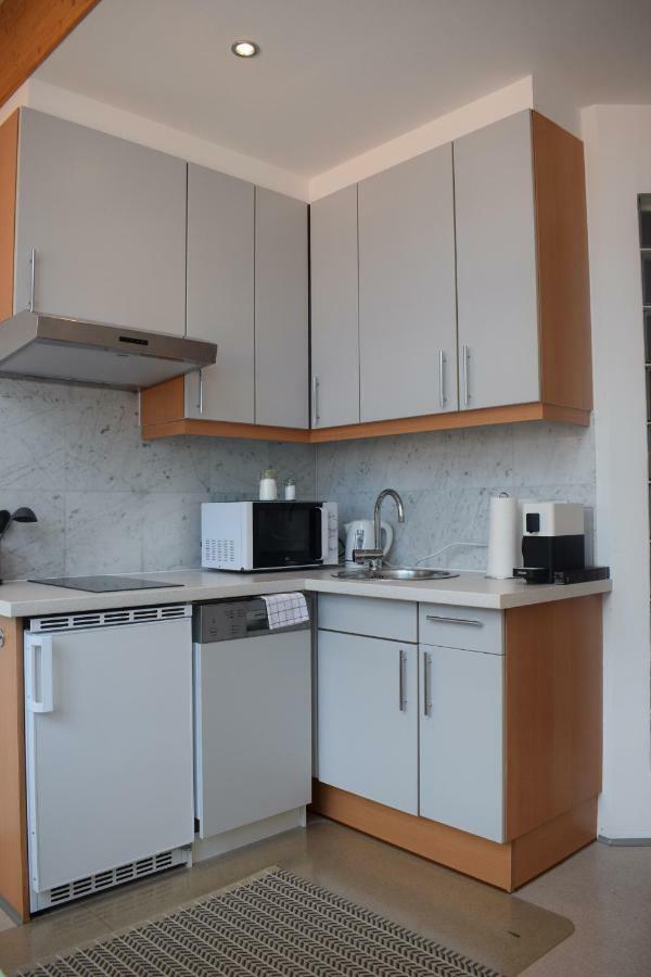 Maisonette Apartment Am Bahnhof - Adults Only Innsbruck Exterior photo